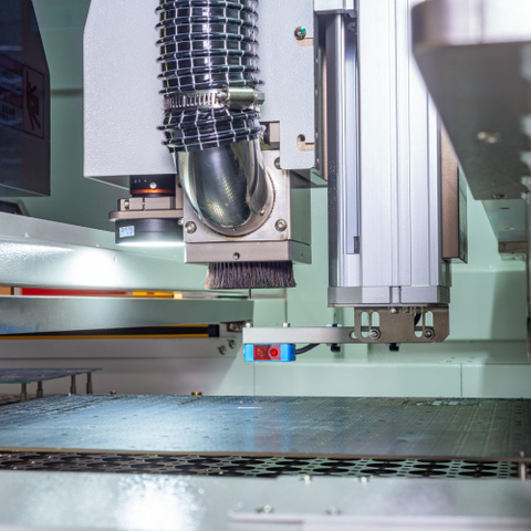 תקשוב | מכונת ניתוב PCB אוטומטית CNC לוח מעגלים Elite PCB depanelizer ICT-5700N