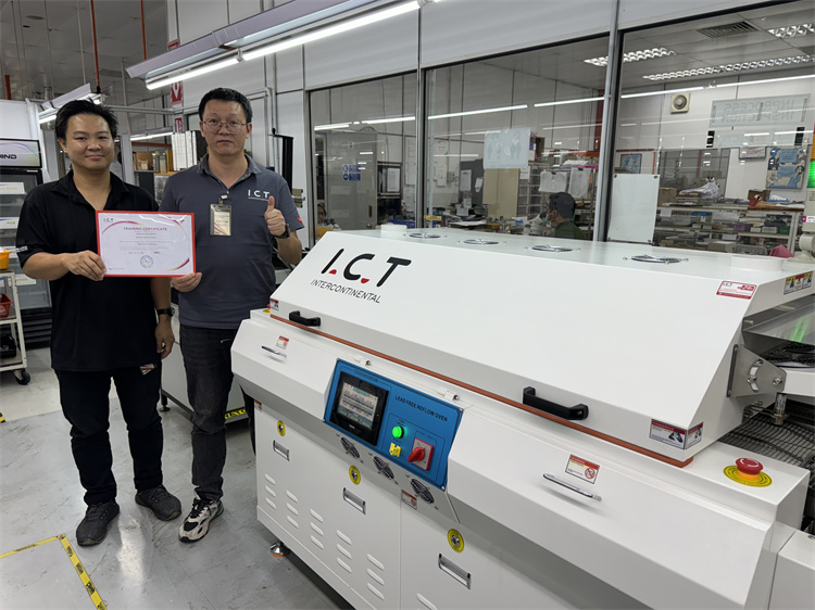 תנור T4 Reflow מותאם אישית עם רוחב מסוע של 400 מ'מ (2)
