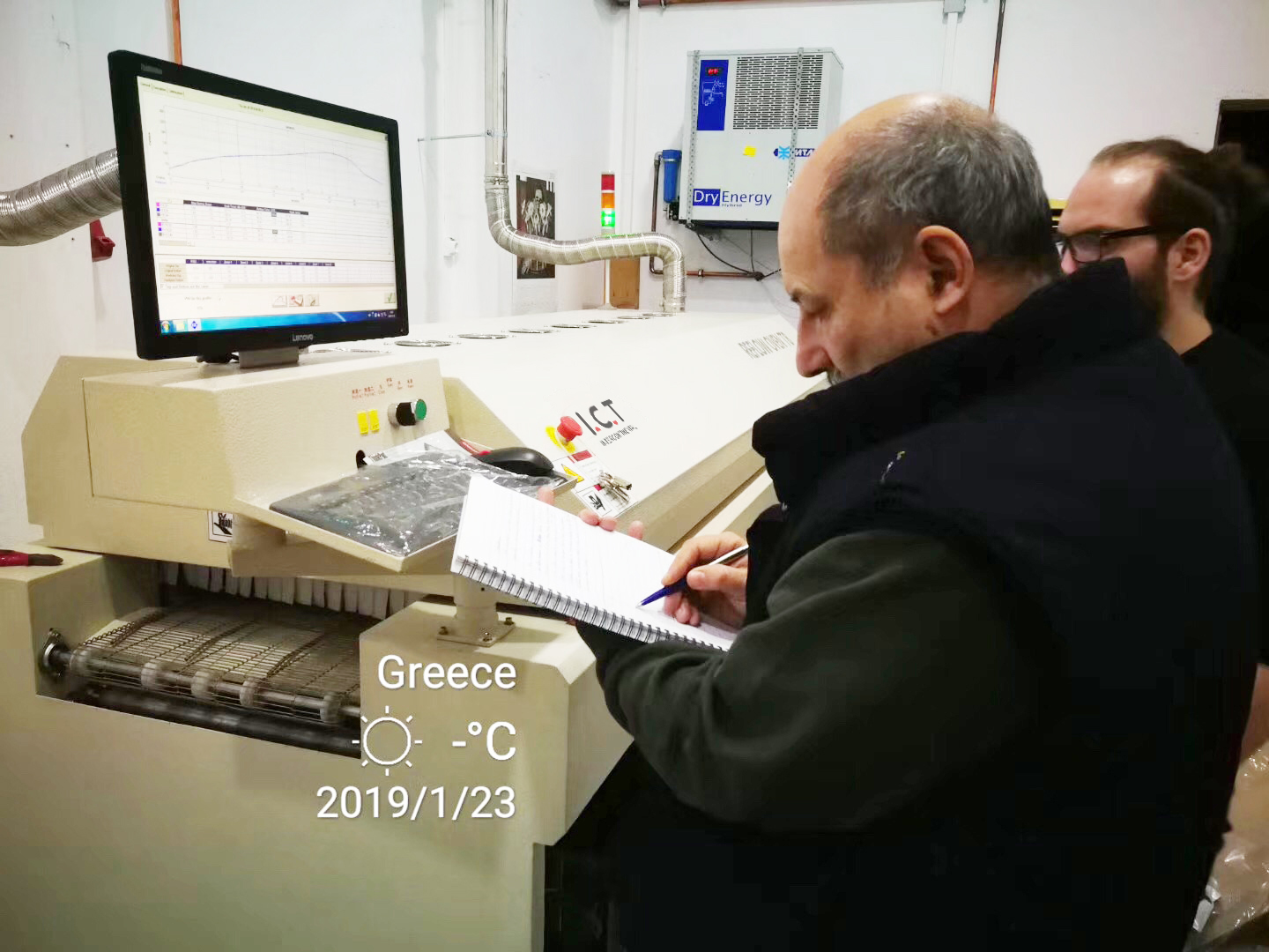 קו ייצור smt smt מכונת איסוף והנחת