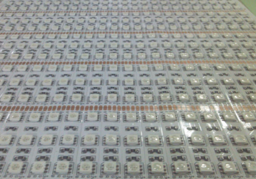 מתקין שבב LED