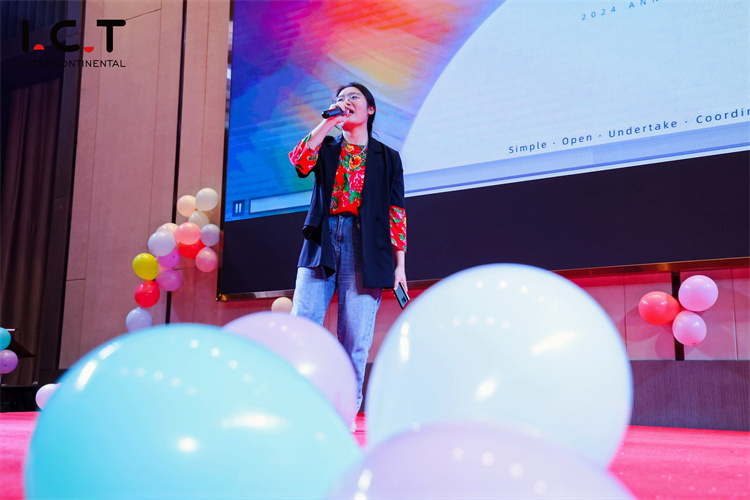 מופע הדגש לשיר