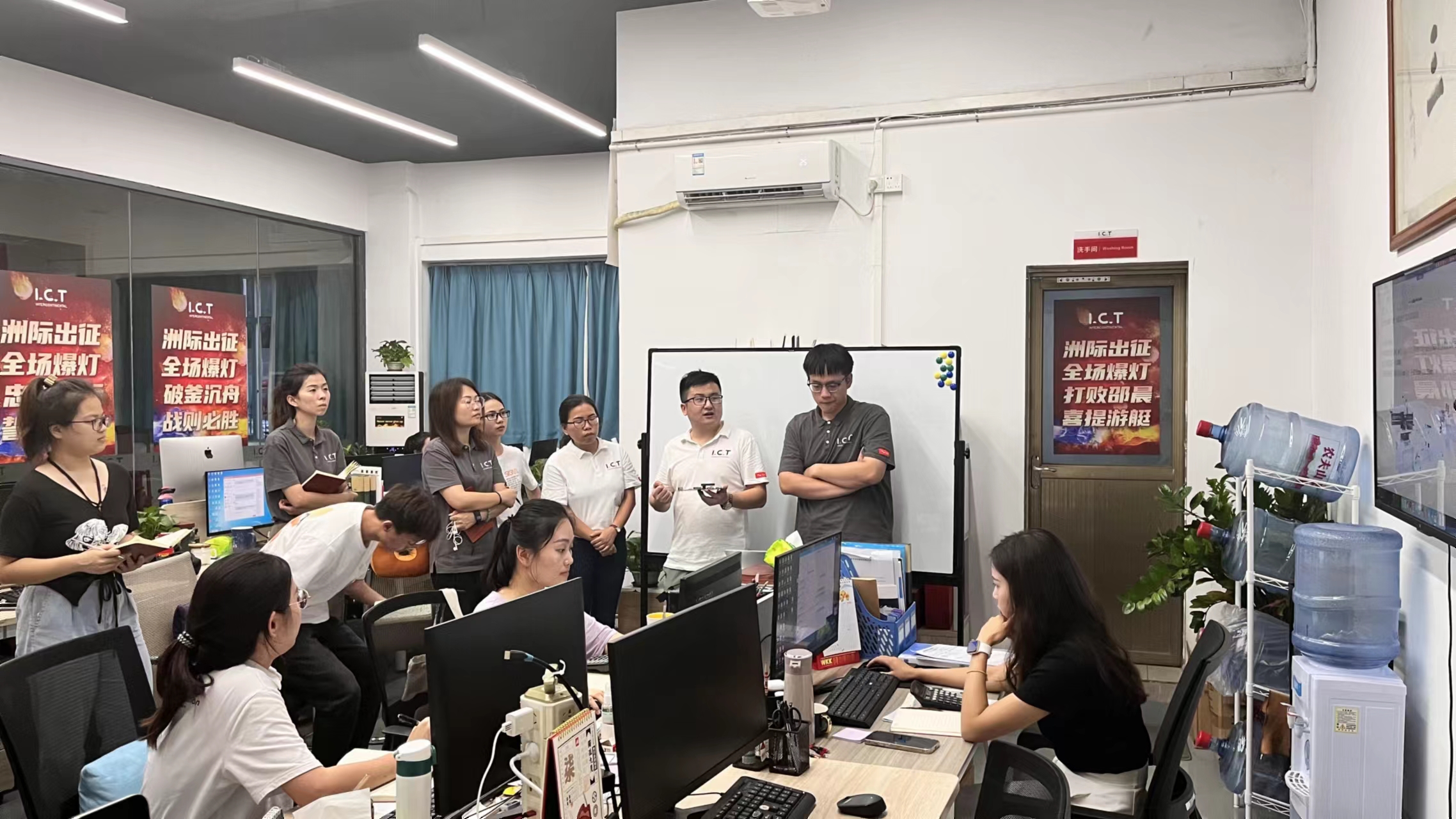 קו מכונת הדרכה ICT SMT