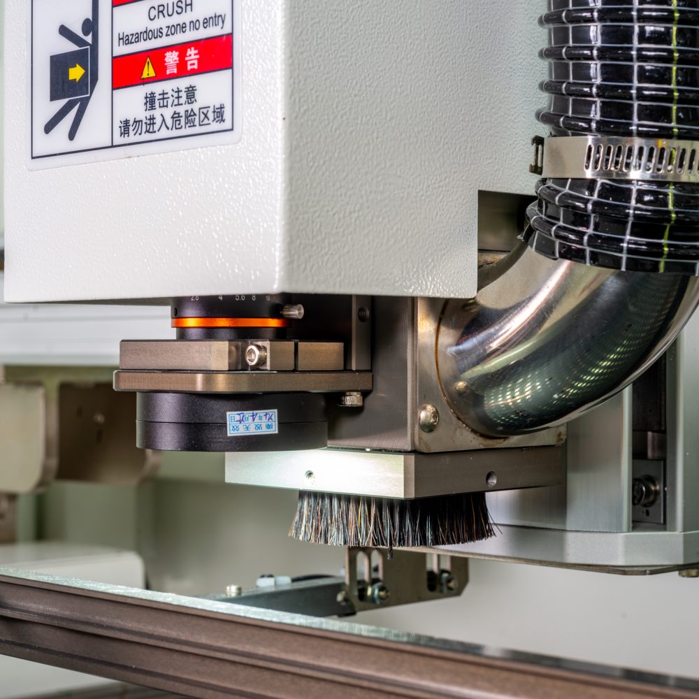 תקשוב | מכונת נתב PCB שולחנית לחיתוך מפריד PCB מחיר