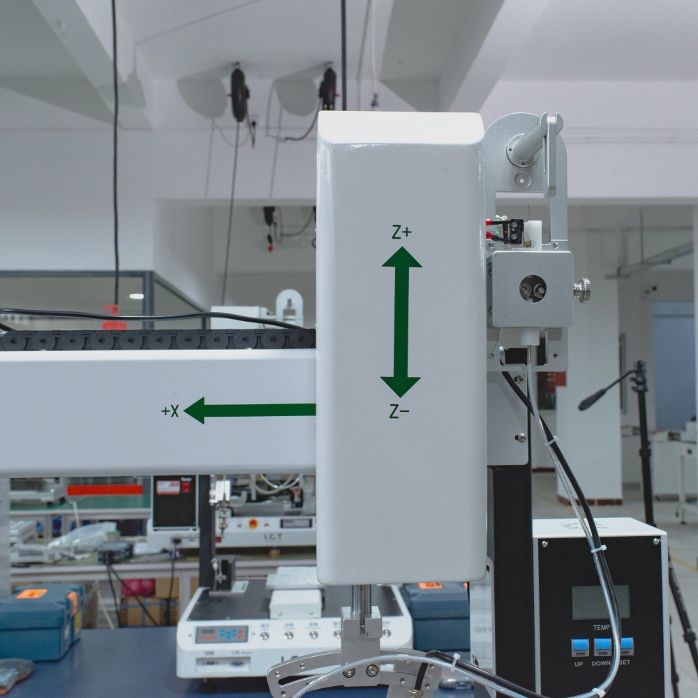 תקשוב | 4 צירים Pcb רובוט הלחמת חוט אוטומטי