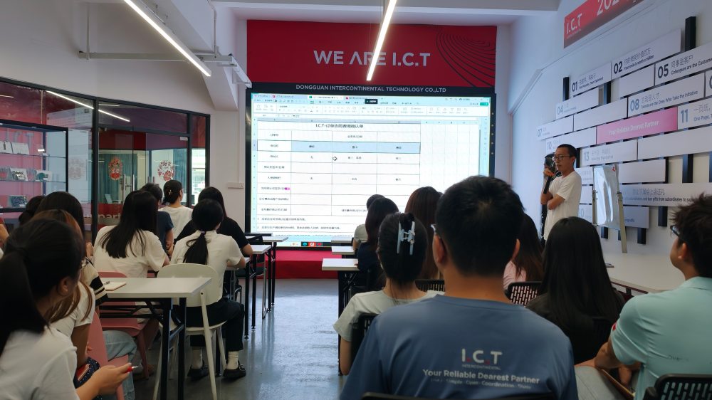 ICT מחזק שיתוף פעולה לשירות לקוחות טוב יותר - ICT SMT Machine 02.jpg